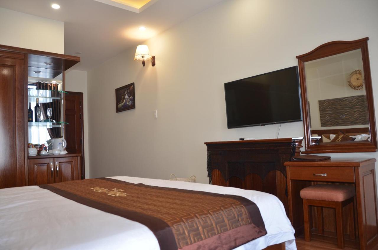 Hào Hoa Hotel Kon Tum Extérieur photo