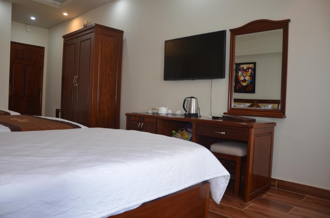 Hào Hoa Hotel Kon Tum Extérieur photo