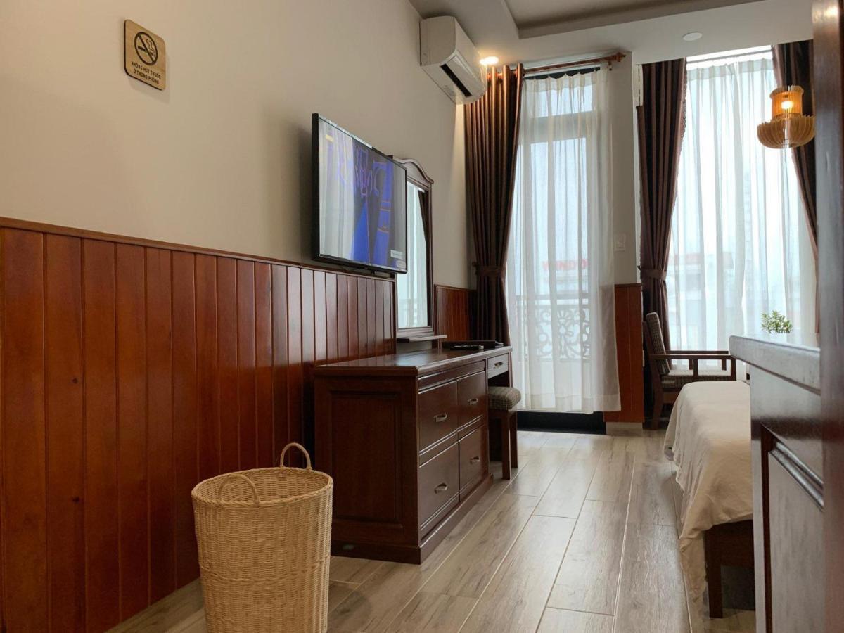 Hào Hoa Hotel Kon Tum Extérieur photo