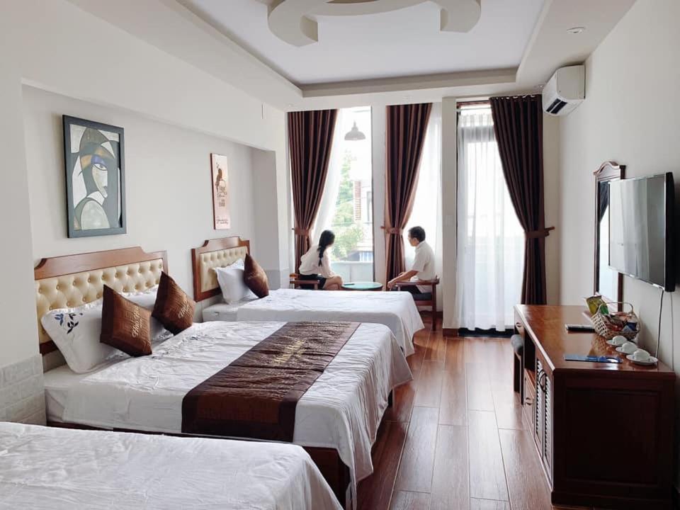 Hào Hoa Hotel Kon Tum Extérieur photo